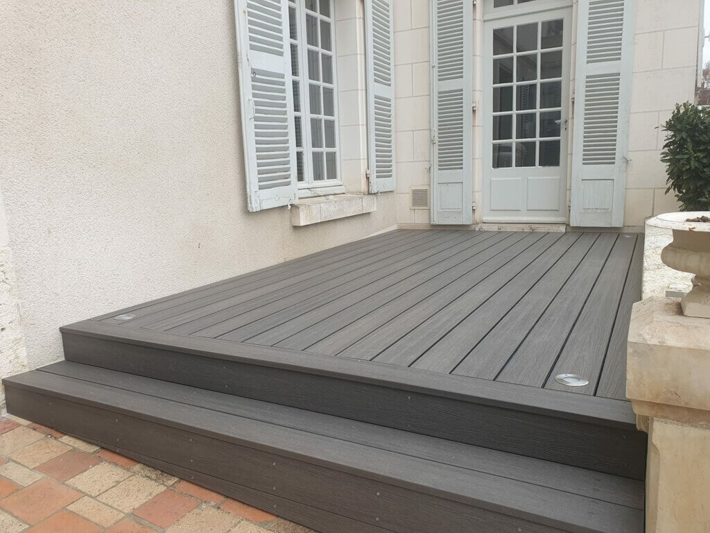 Terrasse composite 2 marches
