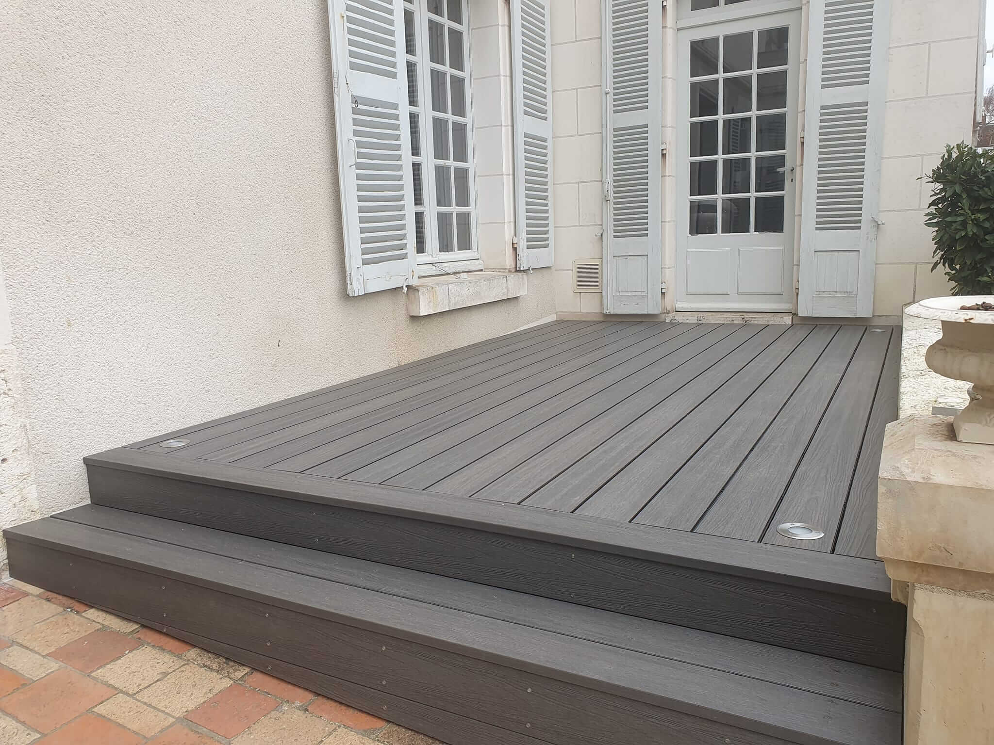 Terrasse composite 2 marches